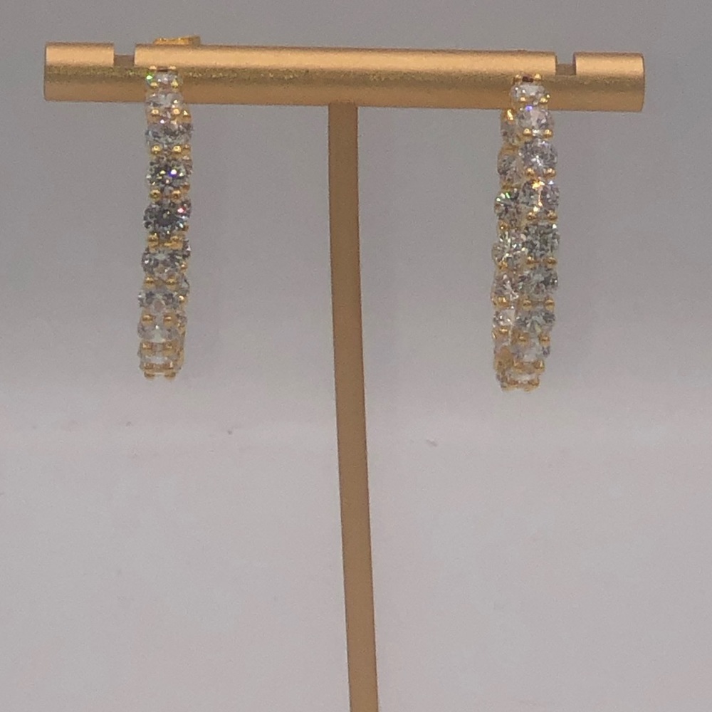 4.5ct Inside-Out Hoops - Picture 4 of 11
